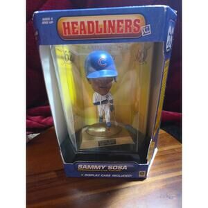 Headliners XL SAMMY SOSA 66 Home Runs Bobblehead Commemorative Figure 1998 COA